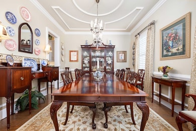 FORMAL DINING