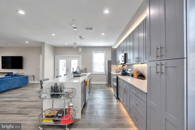 1062 44th St NE, Washington, DC 20019 - photo 5