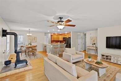 1405 Pratt Rd, Pinnacle, NC 27043 - photo 7