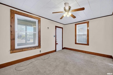 1518 N Main St, Davenport, IA 52803 - photo 7