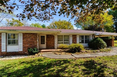 263 Mount Carmel Rd, Asheville, NC 28806 - photo 2