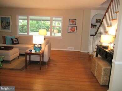 2107 Prices Ln, Alexandria, VA 22308 - photo 6