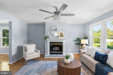 9512 Shantha Ct, Laurel, MD 20723 - photo 6