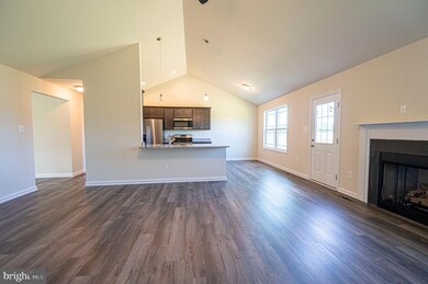 98 Chandler Dr, Shepherdstown, WV 25443 - photo 2