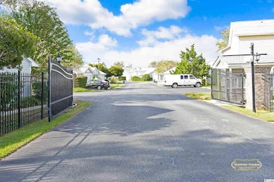 314 Lyons Cove Dr unit Lyons Cove, Myrtle Beach, SC 29577 - photo 2