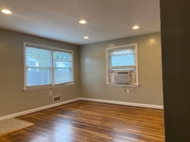 1091 Mammoth Rd unit l, Dracut, MA 01826 - photo 5