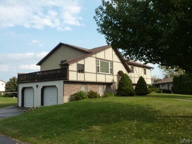 7032 Rotterdam Square, Bethlehem, PA 18017 - photo 2