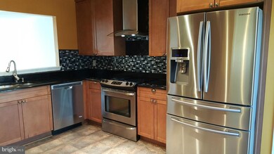 1539 Templeton Place, Rockville, MD 20852 - photo 3