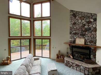 343 Beaver Dam Woods Dr, Berkeley Springs, WV 25411 - photo 3