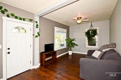 412 S Fern St, Nampa, ID 83686 - photo 4