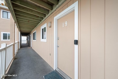 1-web-or-mls-1101-lake-park-blvd-s