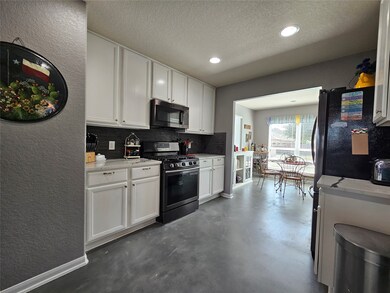 16731 Lark Bunting Ln, Conroe, TX 77385 - photo 4