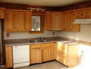 3 Kitchen