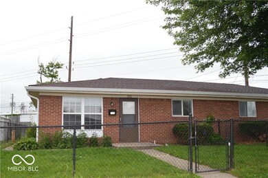 550 Cleveland St, Beech Grove, IN 46107 - photo 2