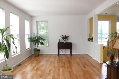 20877 Cosworth Terrace, Sterling, VA 20165 - photo 5