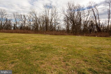 4736 Saint Denis Dr, Philadelphia, PA 19114 - photo 5