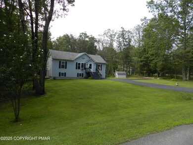 401 Cascade Dr, Effort, PA 18330 - photo 2