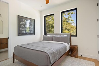 2305 E 21st St unit 2, Austin, TX 78722 - photo 6