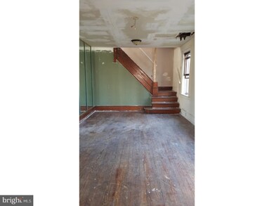 2880 Clinton St, Camden, NJ 08105 - photo 4
