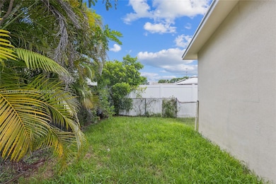 156 SW 126th Ave, Plantation, FL 33325 - photo 4