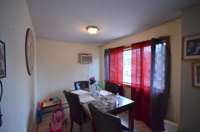 245 Ada Dr, Staten Island, NY 10314 - photo 7