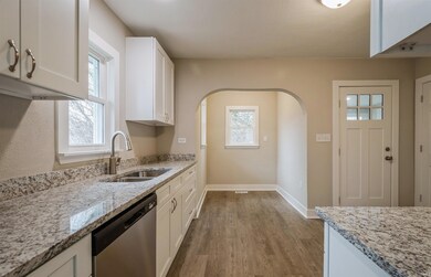 1303 E 29th St, Anderson, IN 46016 - photo 5