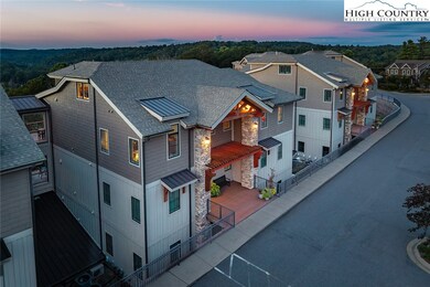199 Cone Vista Cir unit 503, Blowing Rock, NC 28605 - photo 2