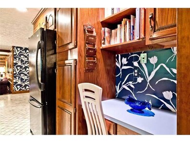 Kitchen. Built-in desk in the kitchen
