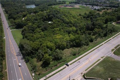 5915 Maurer Rd, Shawnee, KS 66217 - photo 7