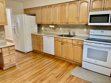 1193 Hope St unit 2, Stamford, CT 06907 - photo 5