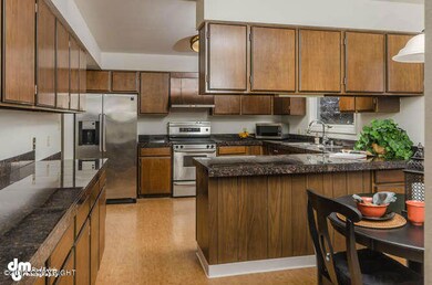 Breakfast to Kitchen