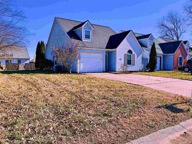 5864 Lisa Ln, Newburgh, IN 47630 - photo 2