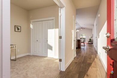 8031GrayhawkCir(4of16)