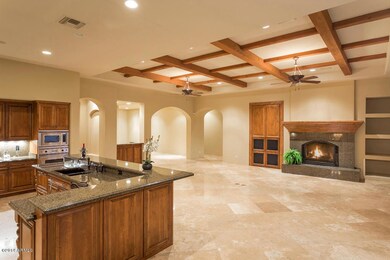 04_kitchen_family_rm