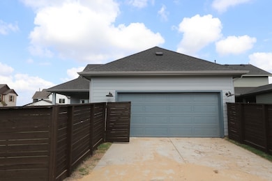 Welcome to The Beechcrest by David Weekley Homes. **HOME ESTIMATED TO BE COMPLETE OCTOBER 2025**