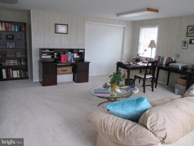 2802 Red Gate Dr, Doylestown, PA 18902 - photo 2