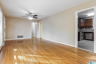 304 Polly Reed Rd, Center Point, AL 35215 - photo 5