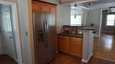 42 Cooper St, West Springfield, MA 01089 - photo 5