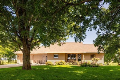 555 10th St SE, Benson, MN 56215 - photo 3