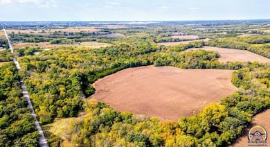 4070 SE 85th St unit estimated, Berryton, KS 66409 - photo 2