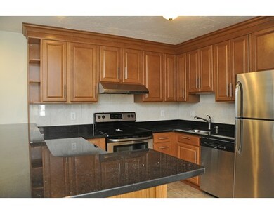 158 Quincy Shore Dr unit 82, Quincy, MA 02171 - photo 6