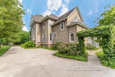 CollegeAve.68