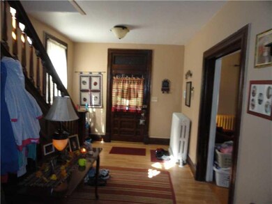 Entry/Foyer. Wonderful front door . Inviting!
