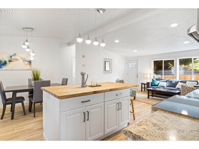 5070 Briarwood Cir N unit 15, Keizer, OR 97303 - photo 5