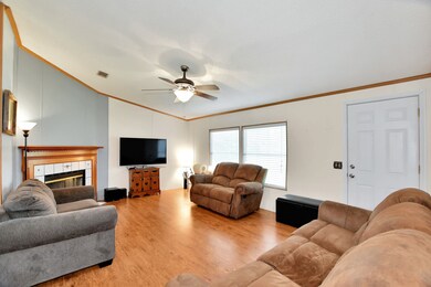 16303 Cecilia Cir, Magnolia, TX 77355 - photo 4