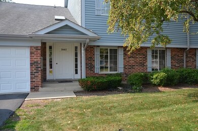 1661 Commodore Ct unit 3, Schaumburg, IL 60193 - photo 2