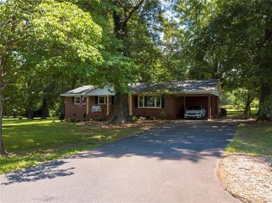 426 Griggs Rd, Clover, SC 29710 - photo 3