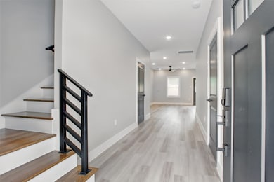 4719 Mallow St unit B, Houston, TX 77033 - photo 5