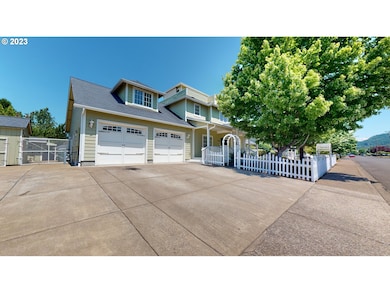 250 68th St, Springfield, OR 97478 - photo 2