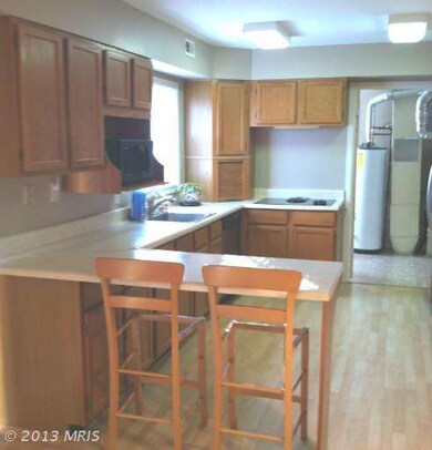 12707 Clearfield Dr, Bowie, MD 20715 - photo 3